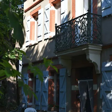 Bourrache Δωμάτια σε οικογενειακή κατοικία *